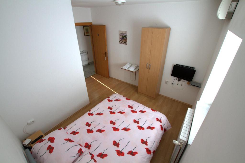 Guest House Ivac Inn Zagreb Airport Velika Gorica Ruang foto