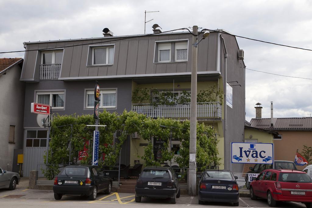 Guest House Ivac Inn Zagreb Airport Velika Gorica Bagian luar foto